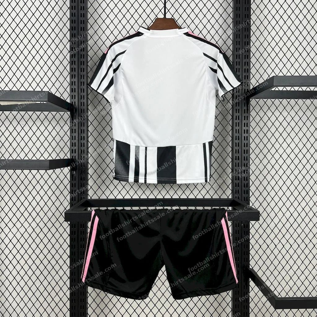 2025/2026 Juventus Home Football Shirt Kids Size - Detail 1