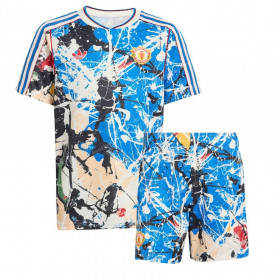 Manchester United Stone Roses Kids Football Kit
