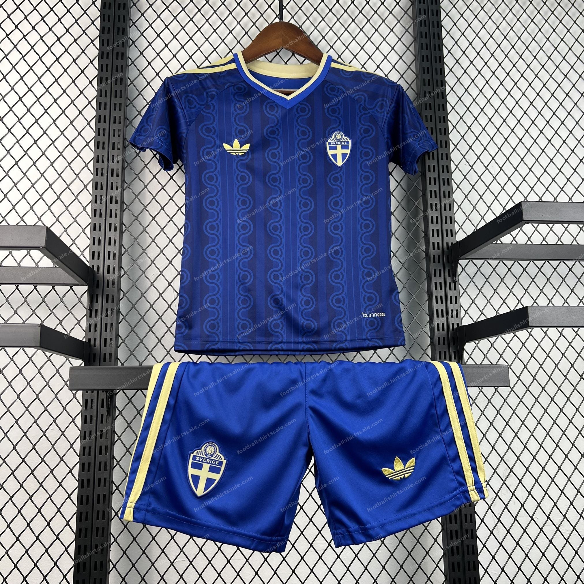 Sweden Away World Cup Kids Football Kit 2026 - Image 4