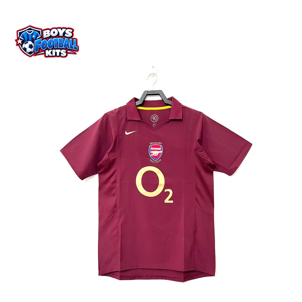 Arsenal Retro Home Football Shirt 05/06 - Front Studio View