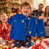 Chelsea Home and Away Gift Pack Kids Football Kits 26/27 - Christmas morning football gift for boys