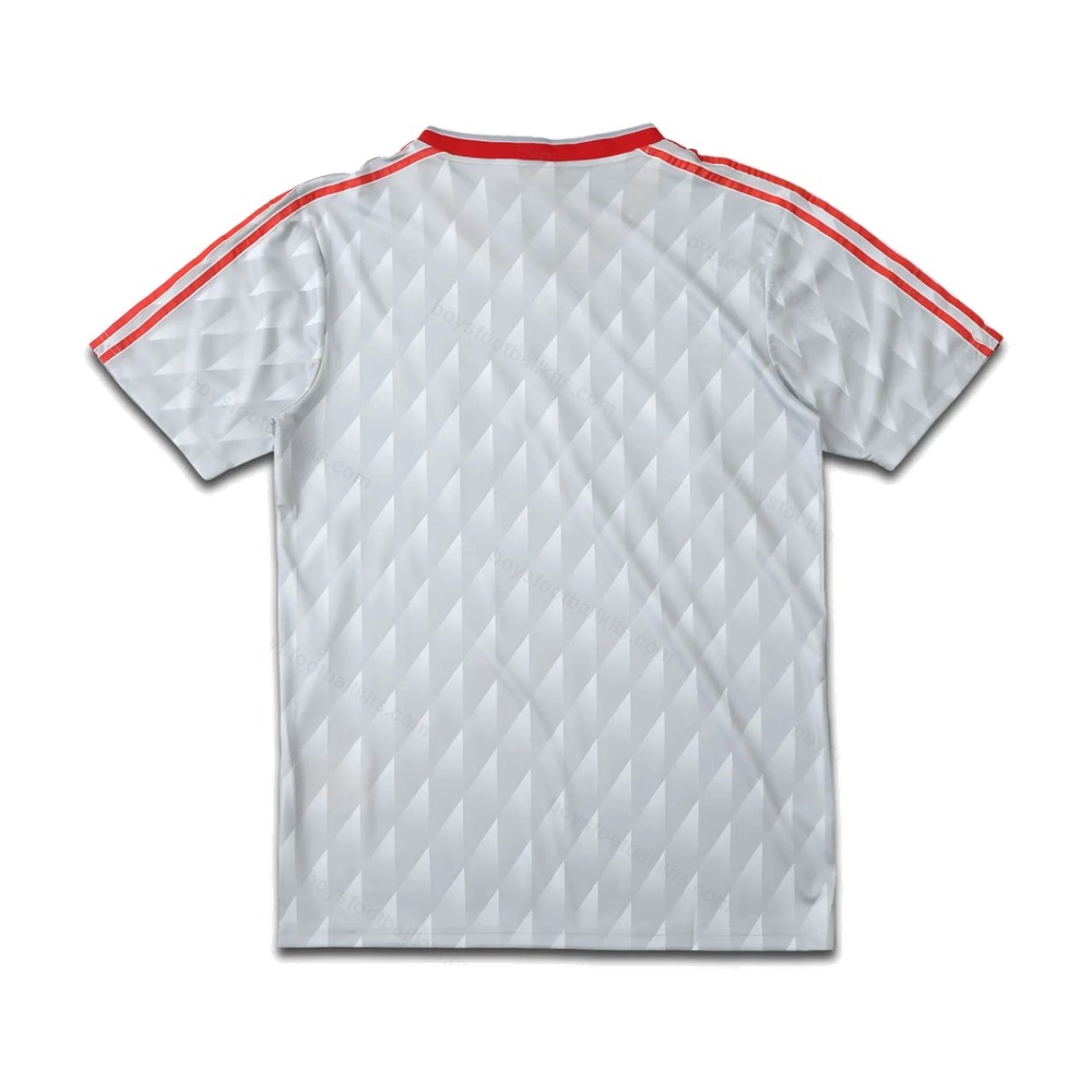 Liverpool Retro Away Football Shirt 89/91 - View 2